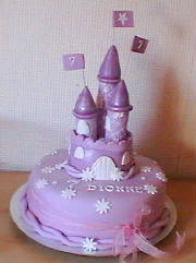 Princess castle novelty girls cakes Deba jpg