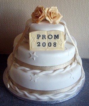 high school prom cake.jpg